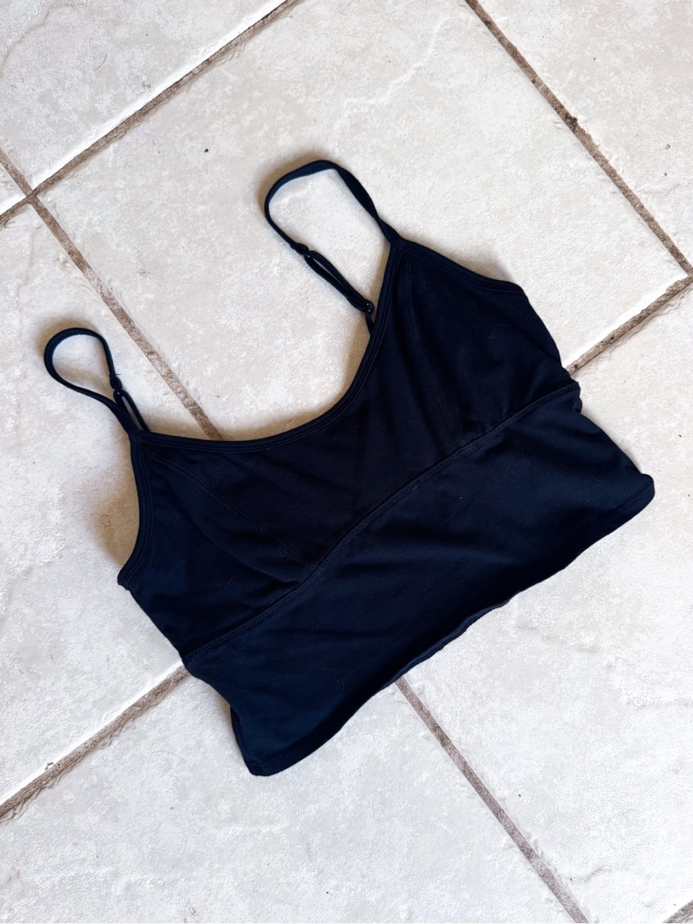 Harlow 🇨🇦 • Crop Top